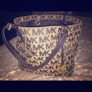 Michael Kors purse